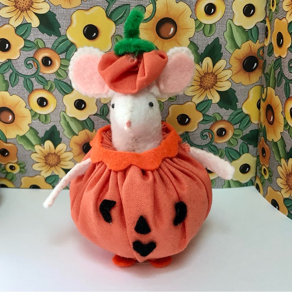 Pumpkin Costume Felt mouse Art Doll Halloween charcuterie cake topper